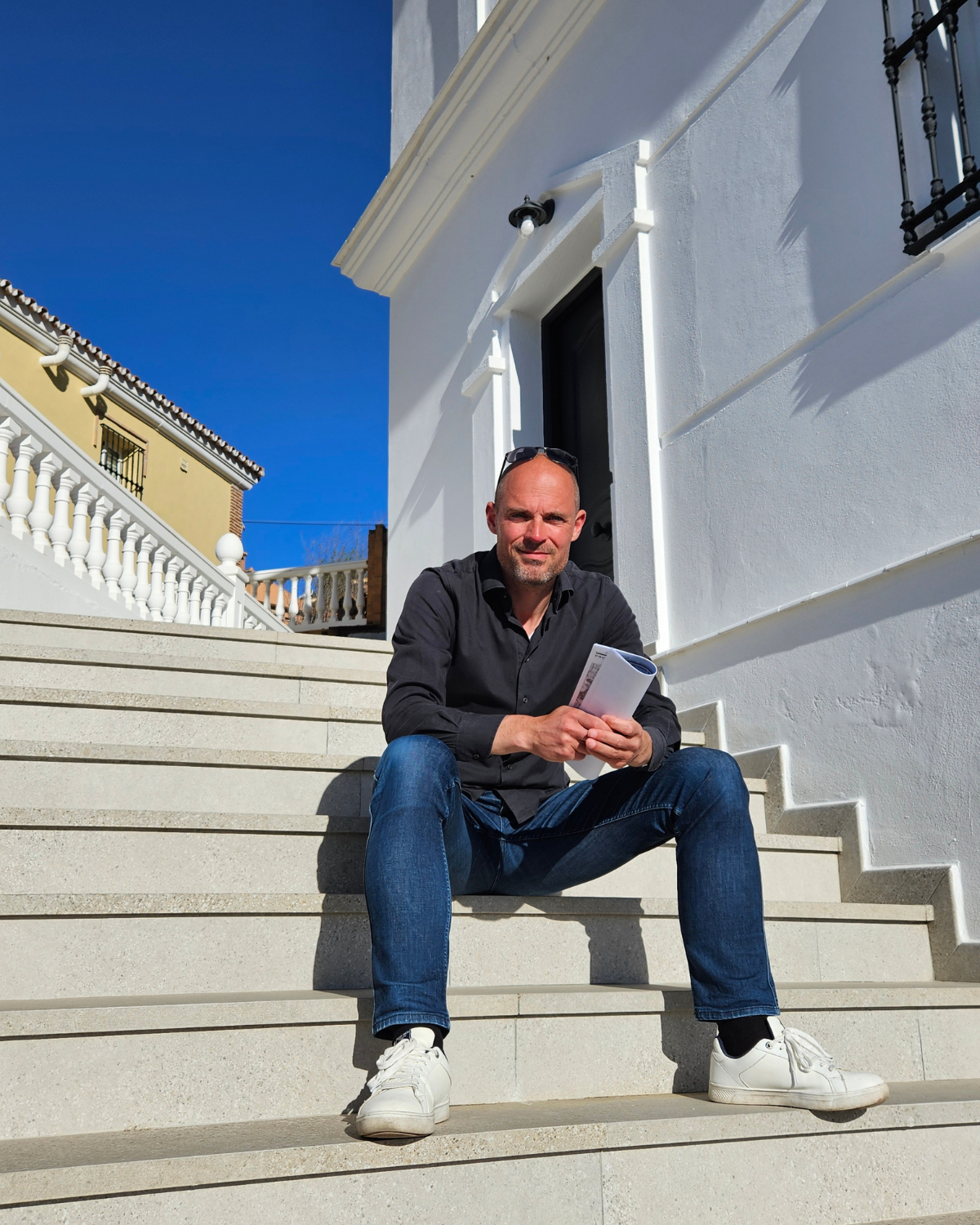 Christian de Cock bij een stadsvilla in Málaga